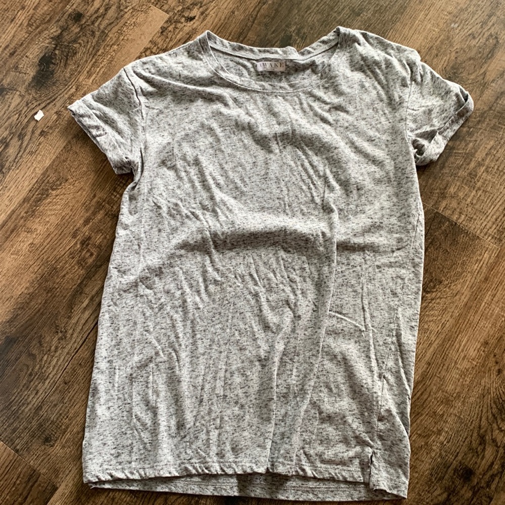 Simple grey t-shirt